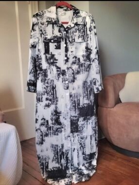 Dainty & Different Chic Monochrome Long Sleeve Dress